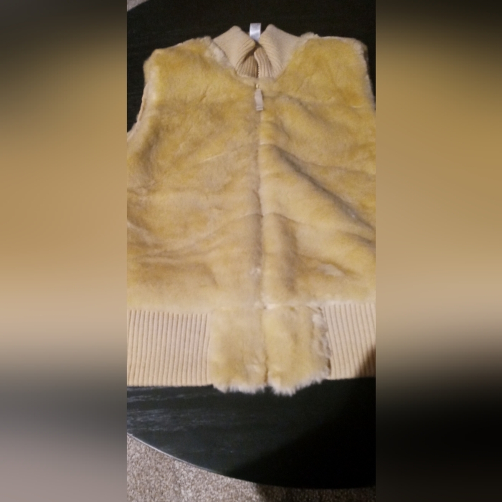 Yellow and Cream Fur Vest - Picture 4 of 4